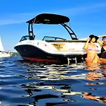 Marina - 80 Metrow Luksusu Z Widokiem Na Jezioro * 奥斯特罗达