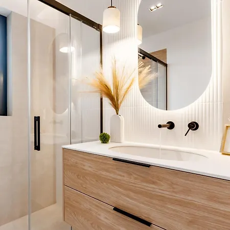 Marina - 80 Metrow Luksusu Z Widokiem Na Jezioro