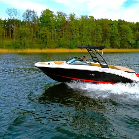 Marina - 80 Metrow Luksusu Z Widokiem Na Jezioro *