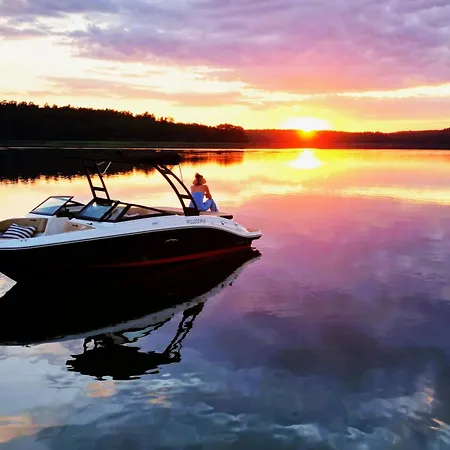 Marina - 80 Metrow Luksusu Z Widokiem Na Jezioro Appartamento Ostróda