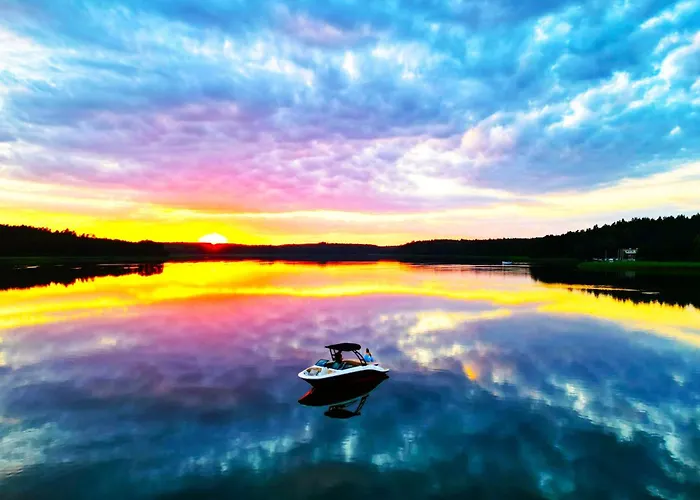 Marina - 80 Metrow Luksusu Z Widokiem Na Jezioro Apartment *